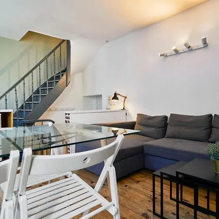 Grand-place & Vieux-lille: Equipped Duplex Lille