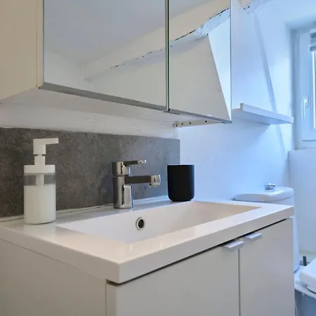 Grand-place & Vieux-lille: Equipped Duplex * ليل